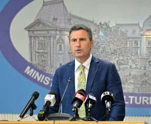 Ministrul interimar al agriculturii la conferința de presă despre suspendarea activității de export de ovine din România.