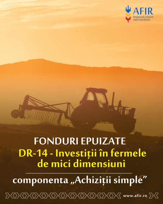 Tractor pe câmp la apus într-un afiș informativ AFIR privind fondurile epuizate pentru ferme mici DR-14